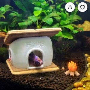 Aquarium Fish smore house with Campfire Decor